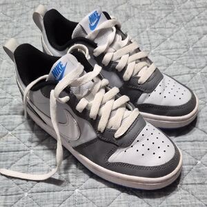 Nike Youth White and Gray Sneakers